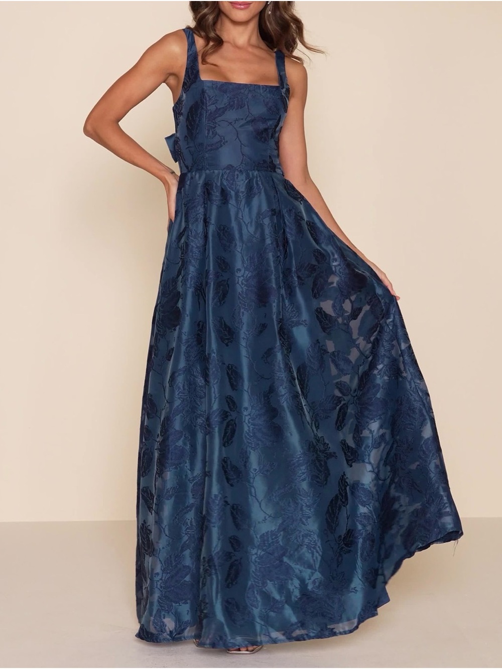 Lulus Navy Floral Jacquard Tie-Back Maxi Dress Size M